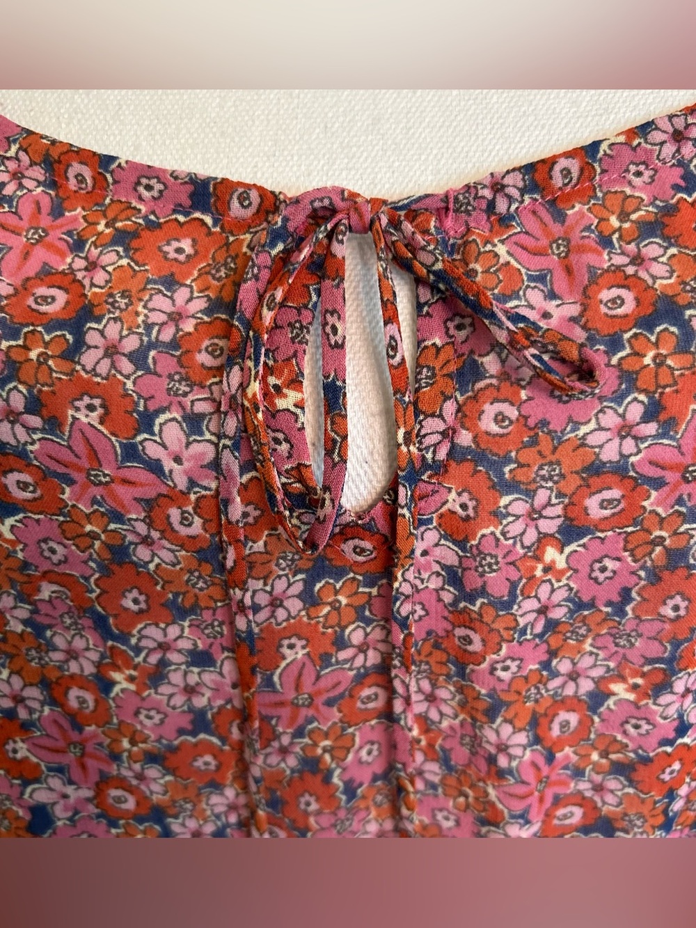 Sanctuary Mauve Floral Tie-Front Top - Picture 14 of 15